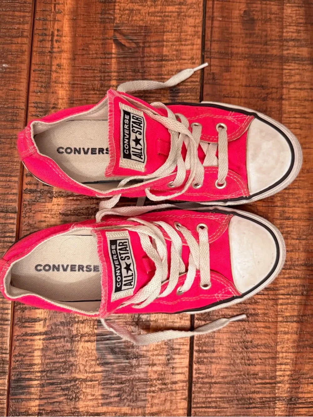 Converse Chuck Taylor All Star Low Top Pink Sneakers Youth Size 2 Shoes